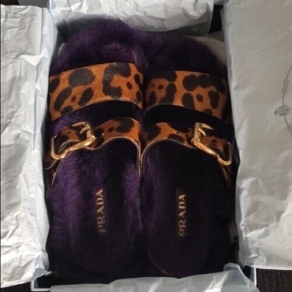 Prada slides - Picture 3 of 3